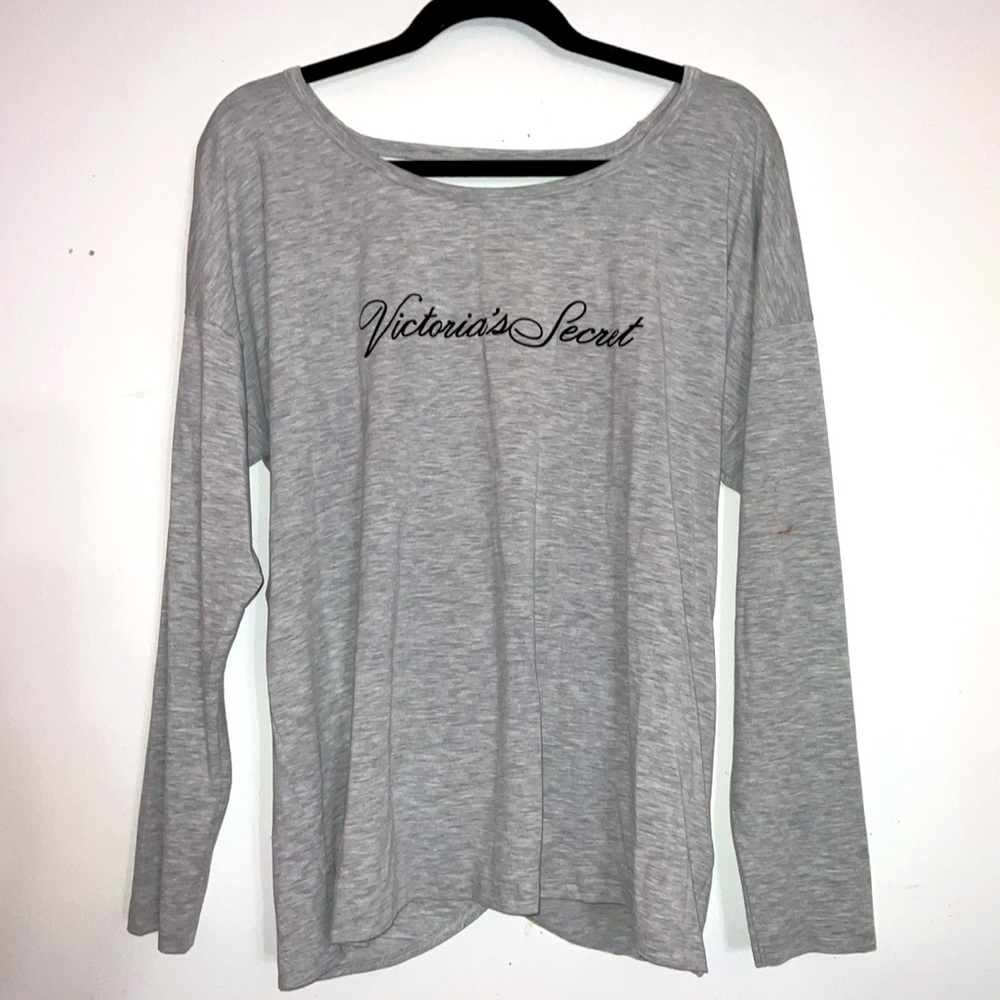 Victoria’s Secret Long Sleeve Cut-Out Back Top